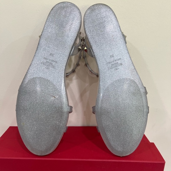 Valentino Garavani Rockstud Silver Glitter PVC Sandal - Picture 13 of 17